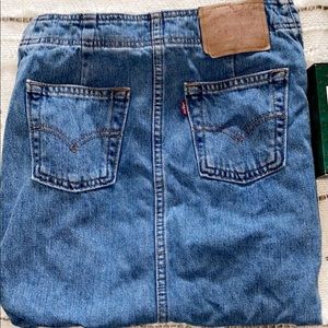 Levi Long Skirt Size 6
